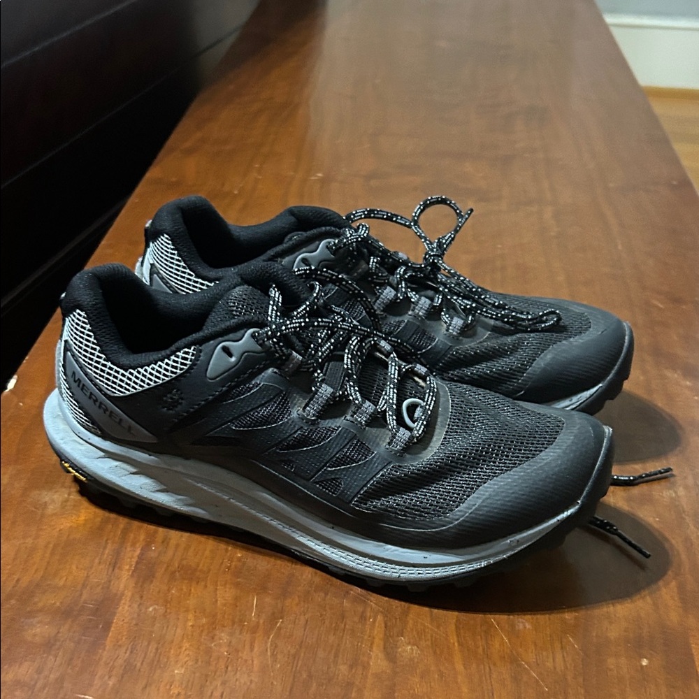 Women’s Black Athletic Trail Running Shoes